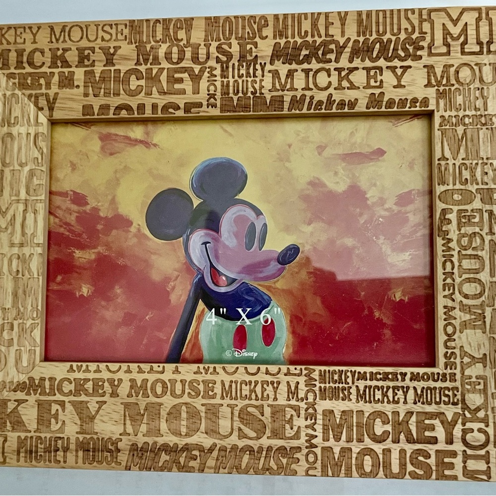 Walt Disney World 4x6 engraved wood Mickey Mouse Magic Kingdom Picture Frame NEW
